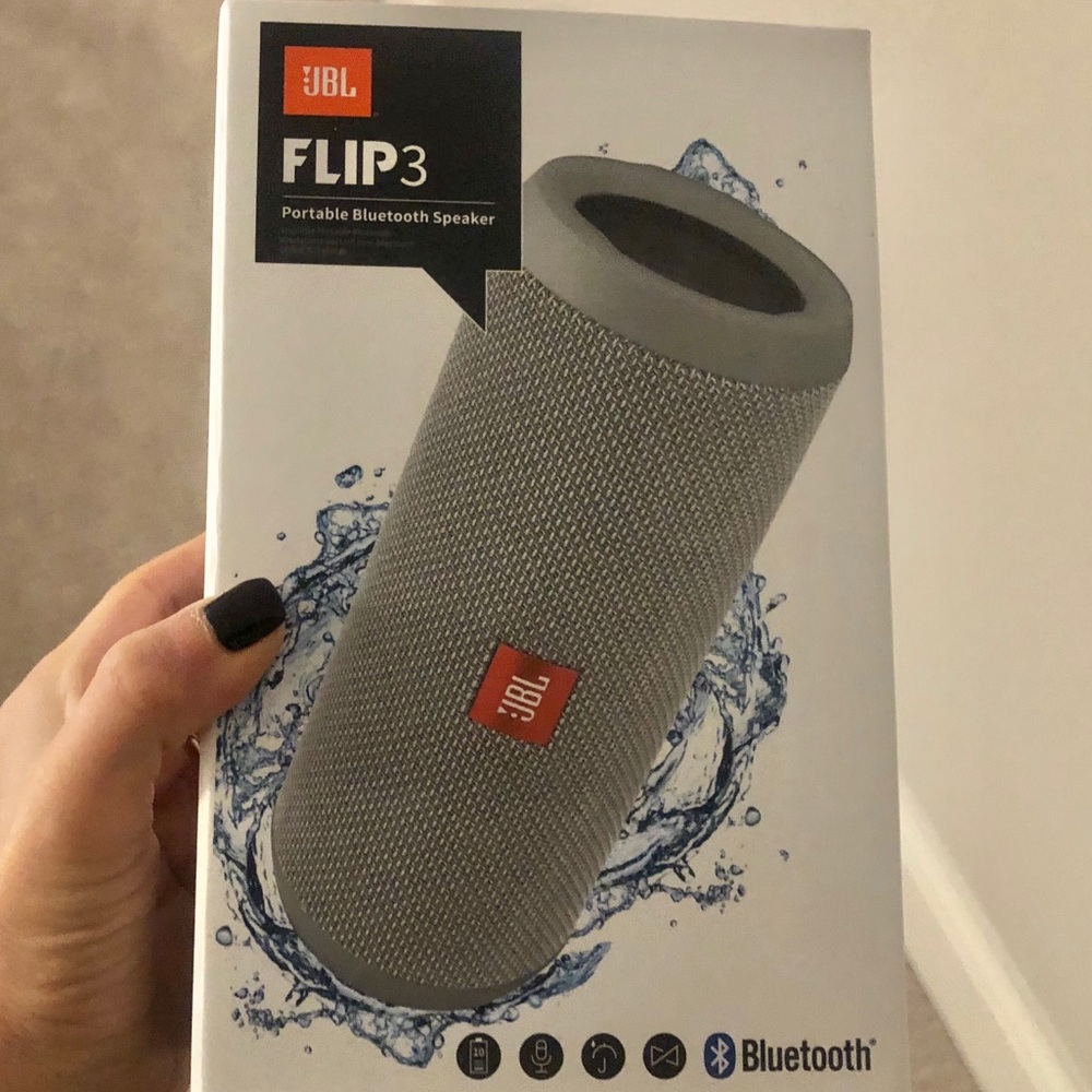 JBL flip 3 speaker
